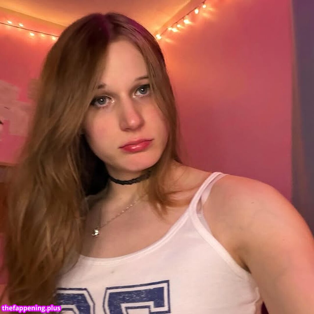 eeveeithink / eeveeluvs Fotografie OnlyFans Dezbrăcată #1