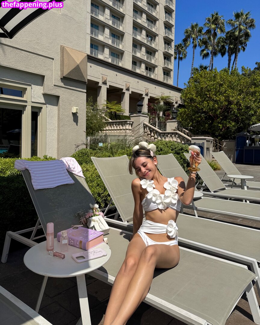 Eeveenara / https: Nude OnlyFans Photo #6