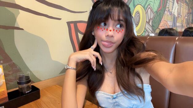 Full leaked Eeveenara private onlyfans photo