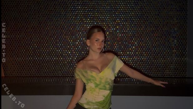 Full leaked Einfachlia private onlyfans photo