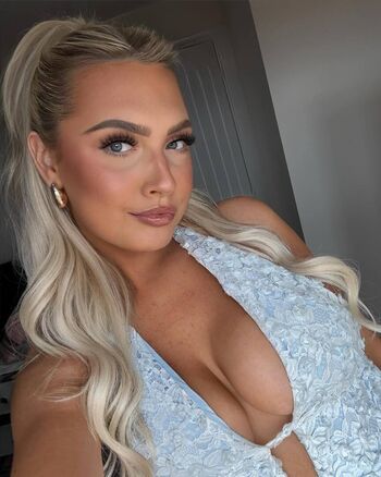 Full leaked El rowlandsxx private onlyfans photo