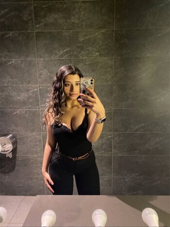 Full leaked Ela kavak private onlyfans photo