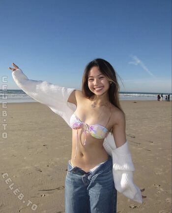 Full leaked Elaine gu page private onlyfans photo