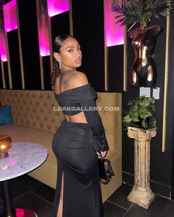 Full leaked Elajustright private onlyfans photo