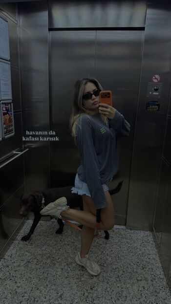 Full leaked Elanur private onlyfans photo