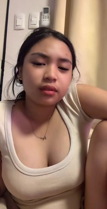 Full leaked Elara lyyy page private onlyfans photo