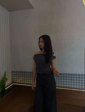 Full leaked Elara lyyy page private onlyfans photo