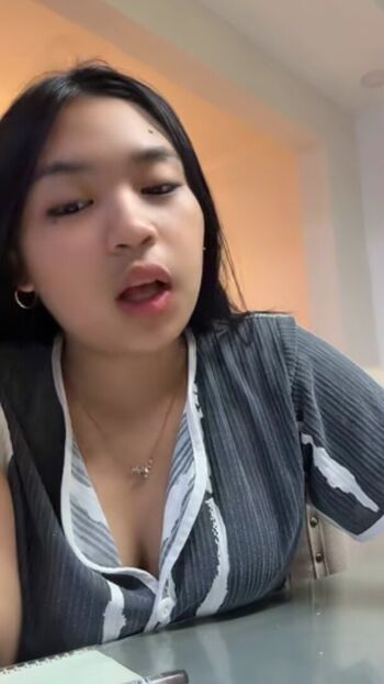 Full leaked Elara lyyy private onlyfans photo