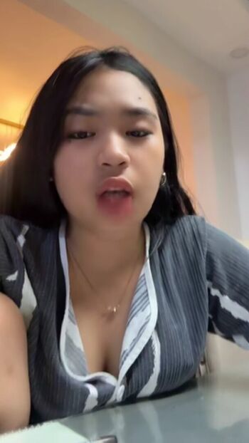 Full leaked Elara lyyy private onlyfans photo