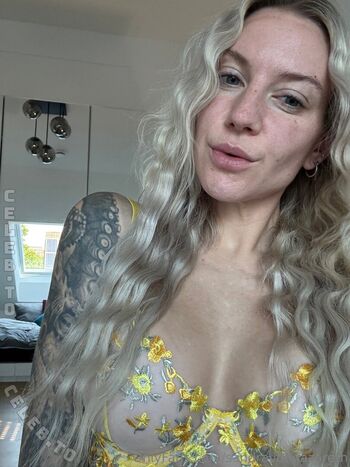 Full leaked Elena tight private onlyfans photo