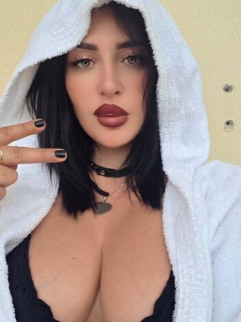 Full leaked Elenorash private onlyfans photo