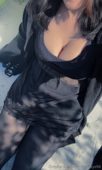Full leaked Elfcosplays private onlyfans photo