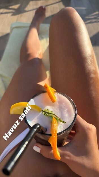 Full leaked Elif karaarslan private onlyfans photo