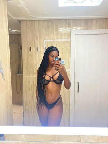 Full leaked Elinda san  page private onlyfans photo