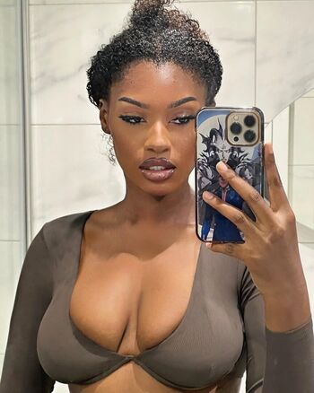 Full leaked Elinda san private onlyfans photo