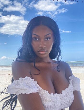 Full leaked Elinda san private onlyfans photo