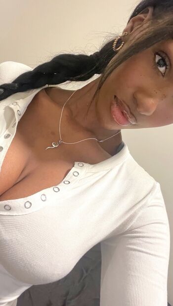 Elinda San