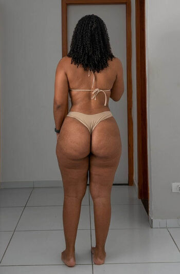 Full leaked Elisa gabrielly private onlyfans photo