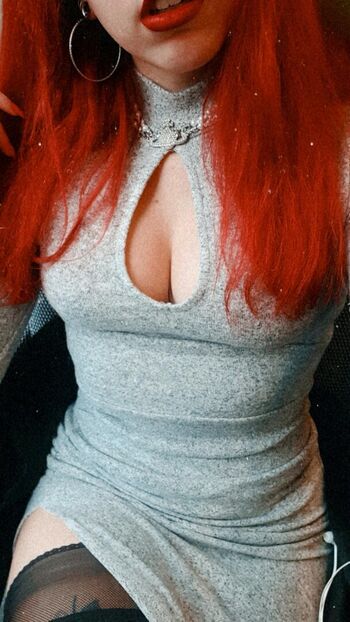 Full leaked Elisa phantomhive private onlyfans photo