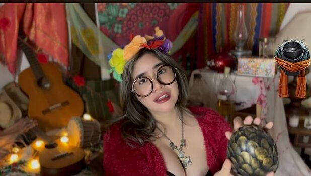 Elise ASMR / Elise Tran / Elise's Garden