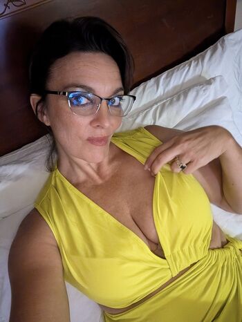 EliteMomma_69