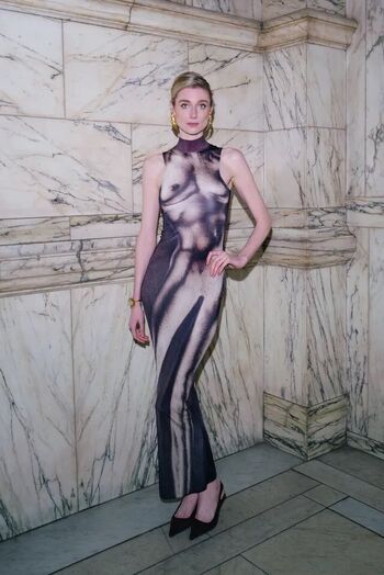 Full leaked Elizabeth debicki private onlyfans photo