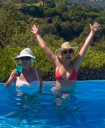 Full leaked Elizabeth hurley private onlyfans photo