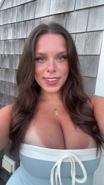 Full leaked Elizabeth owens page private onlyfans photo