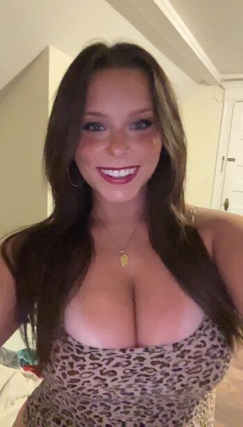 Full leaked Elizabeth owens page private onlyfans photo