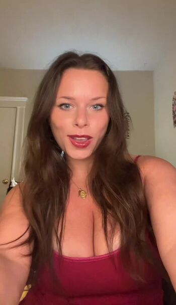 Full leaked Elizabeth owens private onlyfans photo