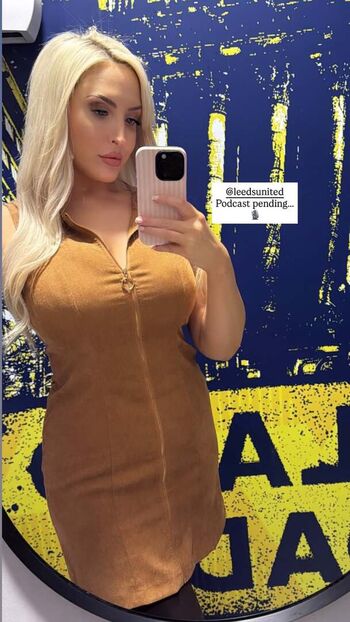 Full leaked Eljonesuk private onlyfans photo