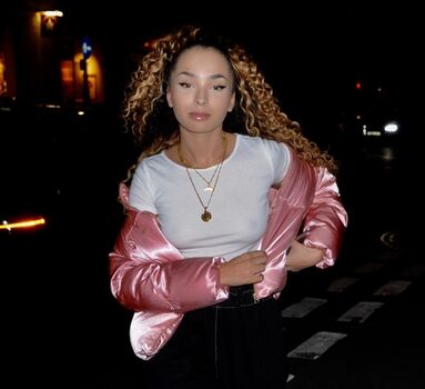 Ella Eyre