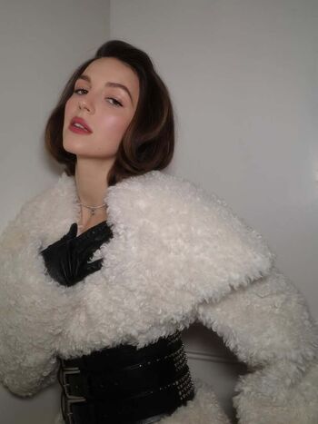 Full leaked Ella hunt private onlyfans photo