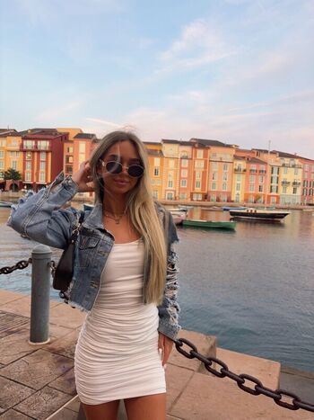Full leaked Ella livingstonn private onlyfans photo