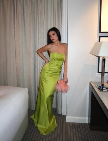 Full leaked Ella mendelsohn private onlyfans photo