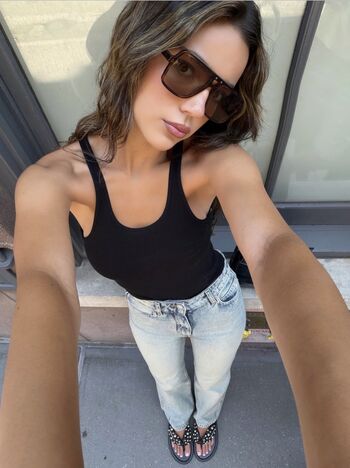 Full leaked Ella mendelsohn page private onlyfans photo