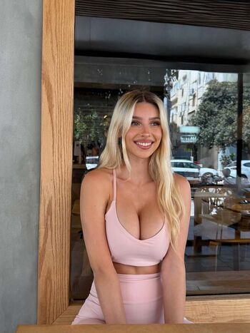 Full leaked Ella netzer page private onlyfans photo