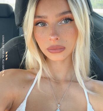 Full leaked Ella netzer page private onlyfans photo