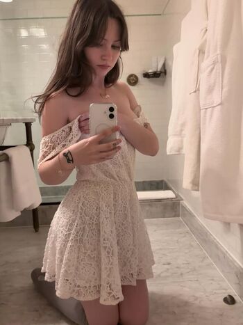 Full leaked Ella woolsey private onlyfans photo