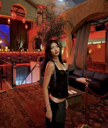 Full leaked Ella xu private onlyfans photo