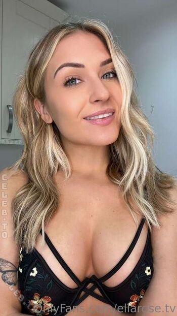 Full leaked Ellarose tv page private onlyfans photo