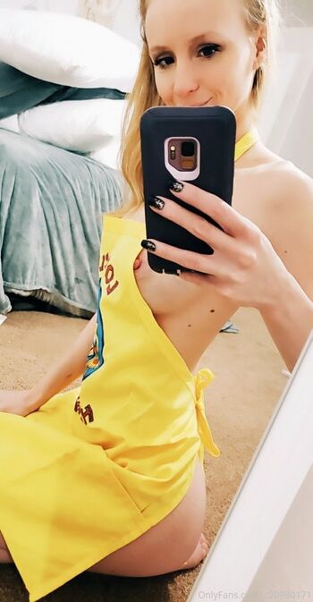 Full leaked Elle dainty private onlyfans photo