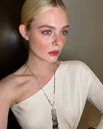 Elle Fanning