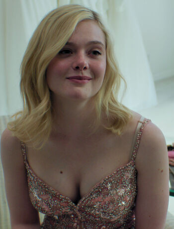 Full leaked Elle fanning page private onlyfans photo