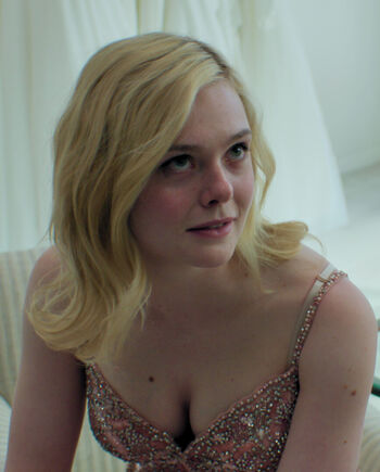 Full leaked Elle fanning page private onlyfans photo