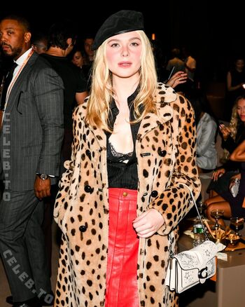 Full leaked Elle fanning page private onlyfans photo