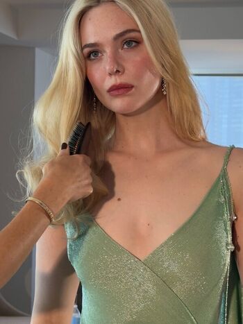 Full leaked Elle fanning page private onlyfans photo