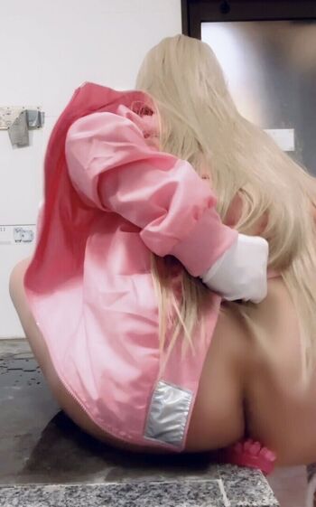 Full leaked Elle pyo private onlyfans photo