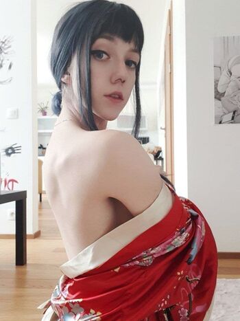Full leaked Elleslove private onlyfans photo