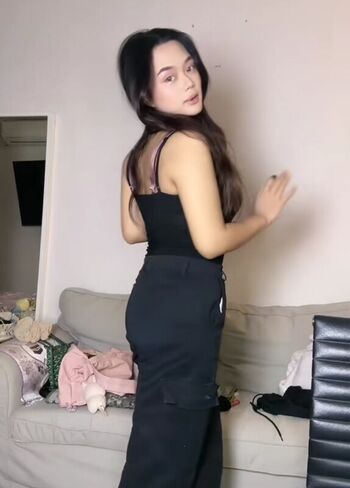 Full leaked Ellesyanamira private onlyfans photo